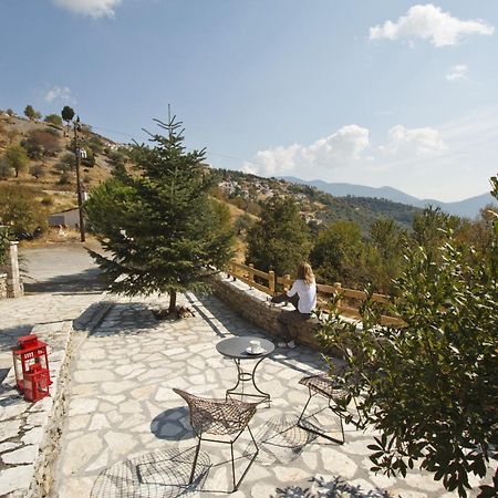 אראחובה Guesthouse Mylona מראה חיצוני תמונה