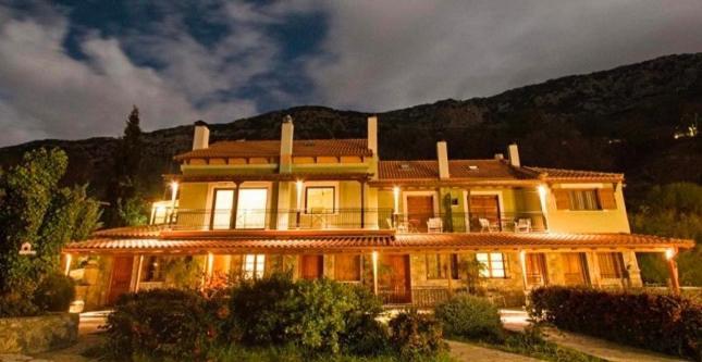 אראחובה Guesthouse Mylona מראה חיצוני תמונה