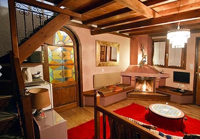 אראחובה Guesthouse Mylona מראה חיצוני תמונה